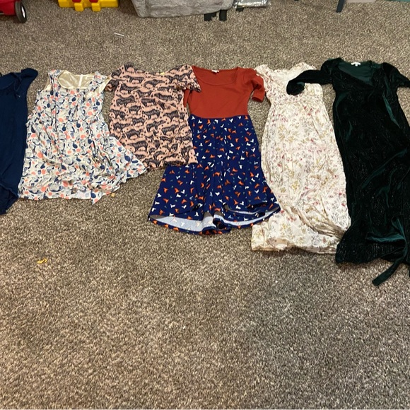 Chic Multicolor Mini Dress Collection - Picture 2 of 2